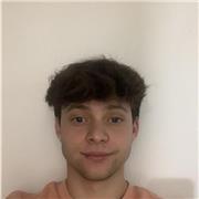 Hola! Soy Marc e imparto clases de apoyo de todo tipo de matérias desde primaria hasta bachillerato